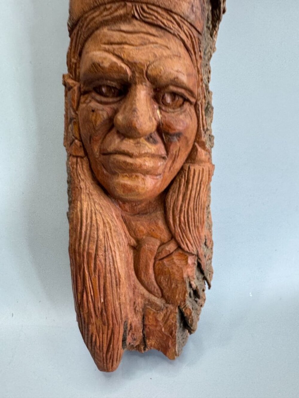 Hand Carved Wood Wall Plaque Figural Face Tribal Folk Art Bark Edge Signed 14" - Picture 6 of 8